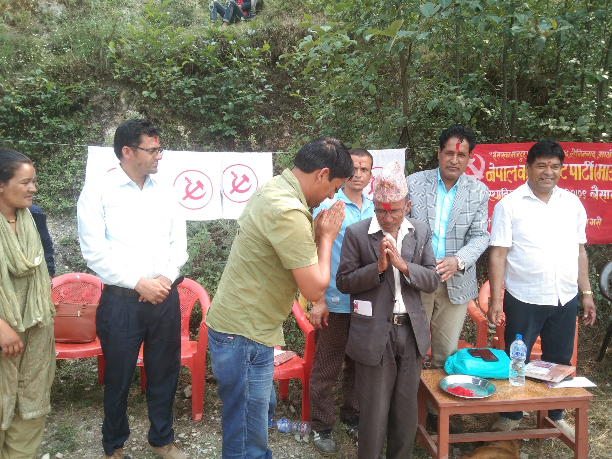 एमालेबाट निर्वाचित भुपु गाविस अध्यक्ष साउँद माओवादीमा प्रवेश